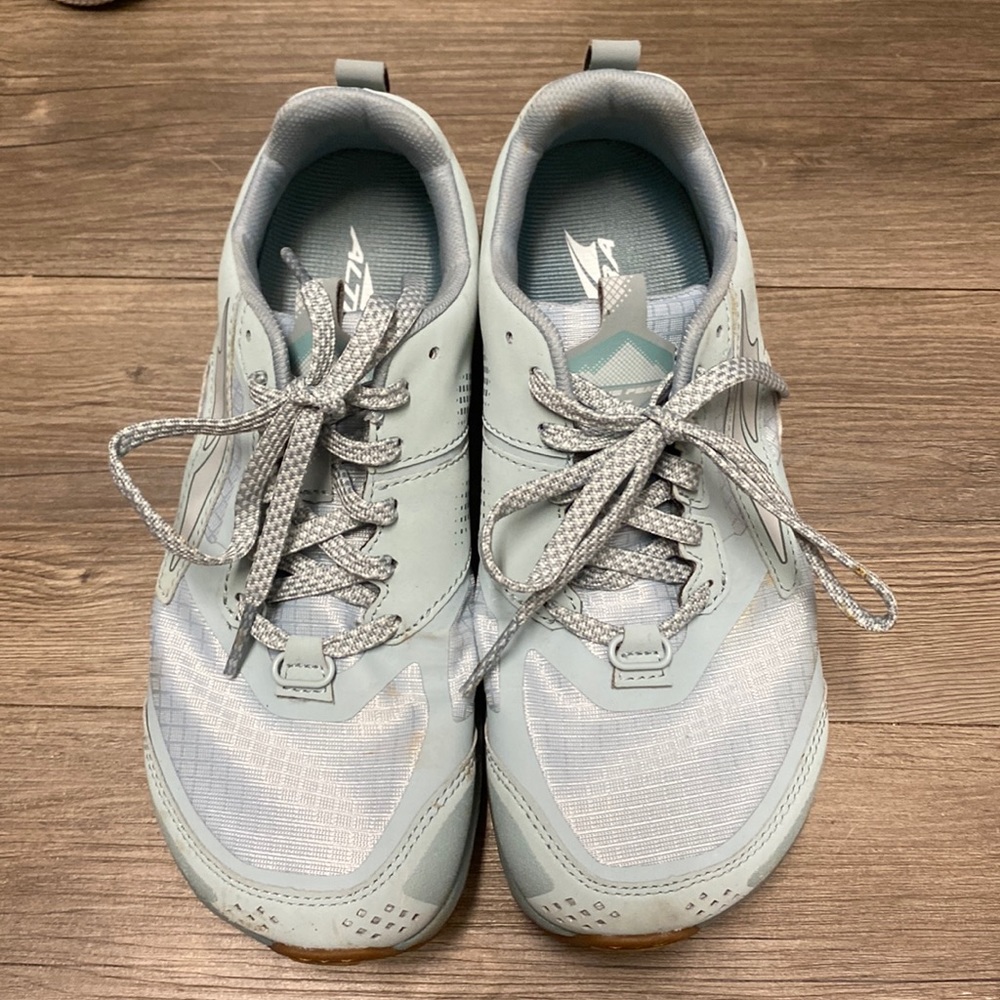 Altra Lone Peak 6